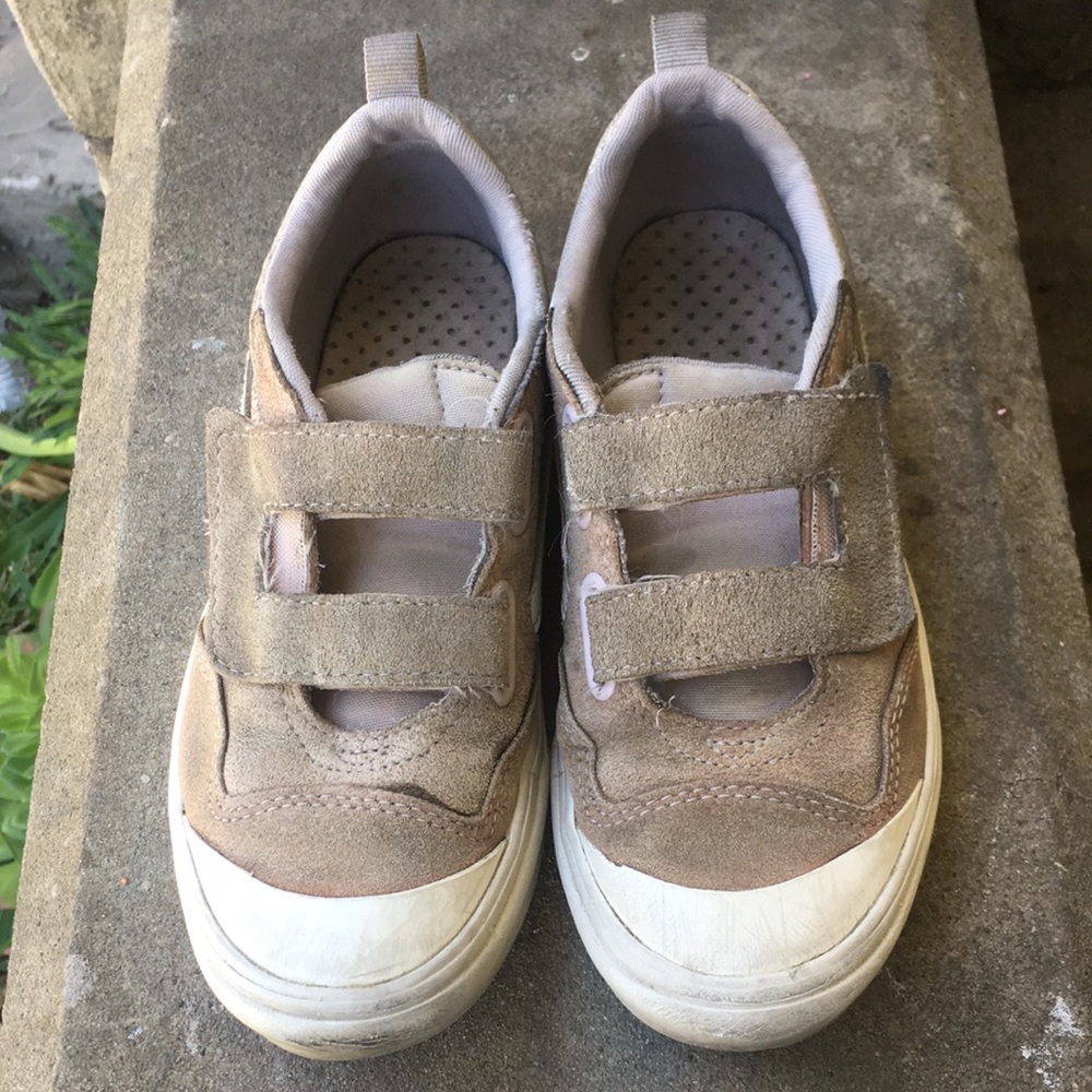 Vans Girls Comfycush New Sko Size 2